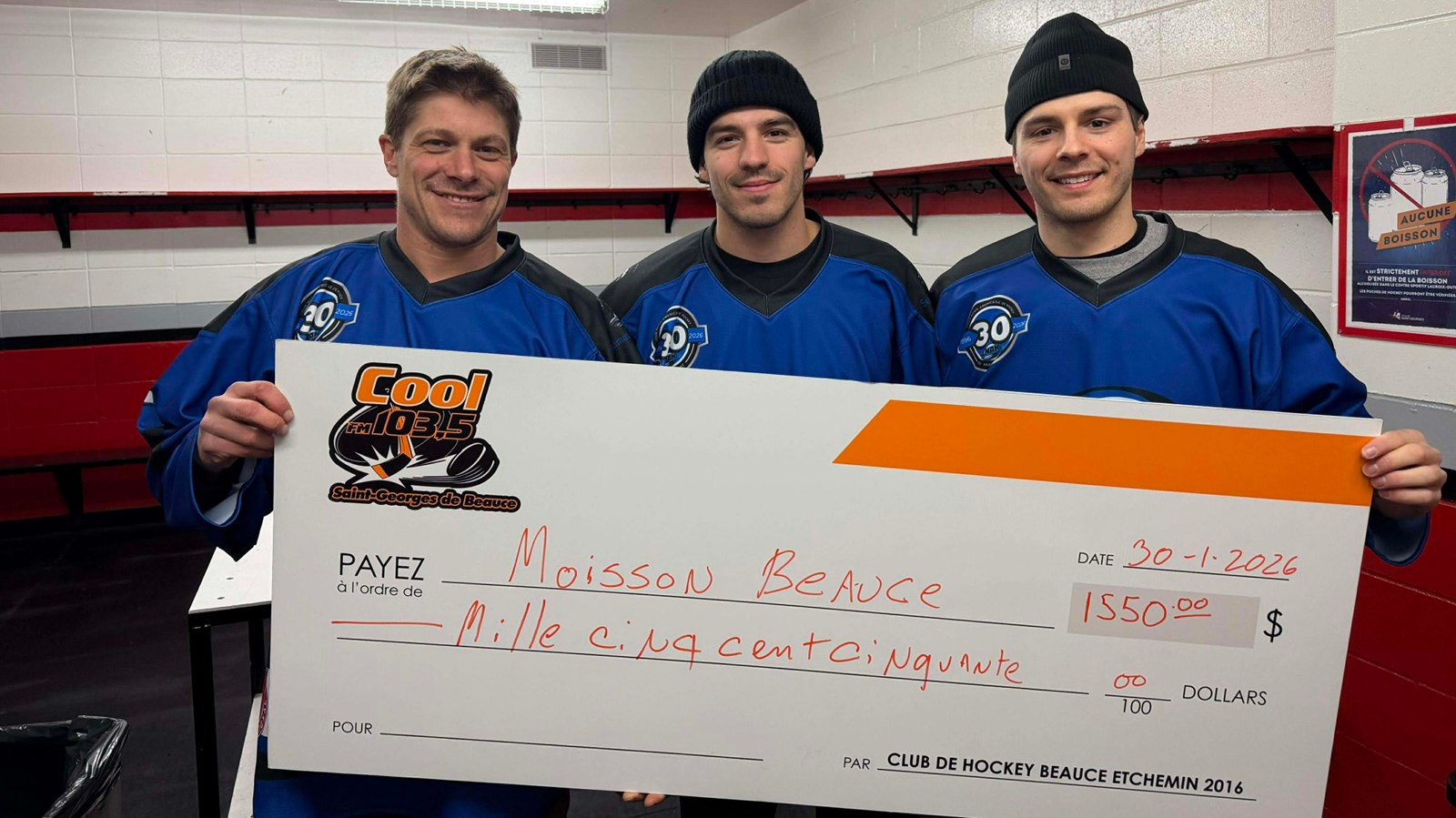 Le Cool FM remet 1 550$ à Moisson Beauce