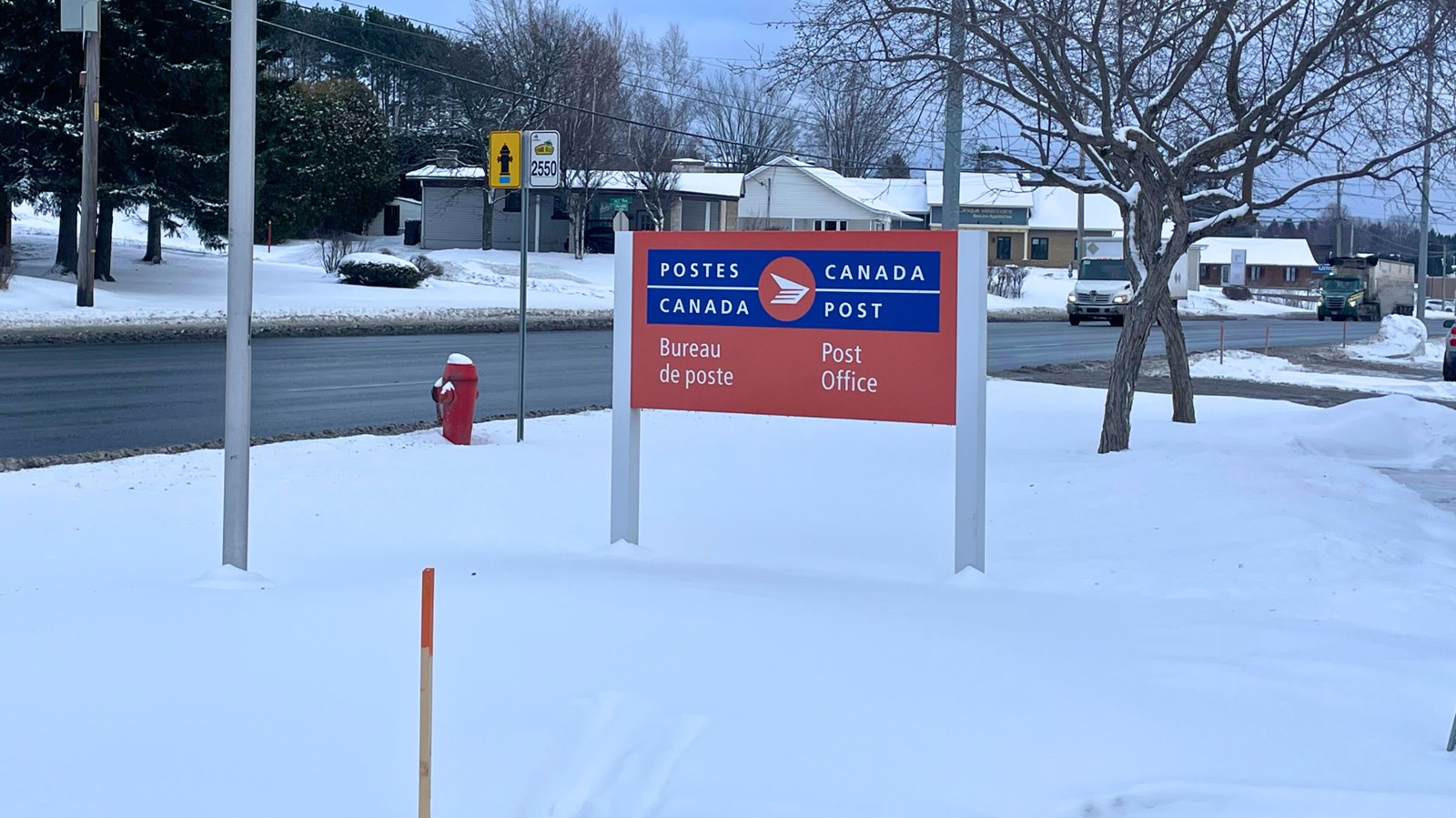 Ottawa accorde un prêt de plus d'un milliard de dollars à Postes Canada