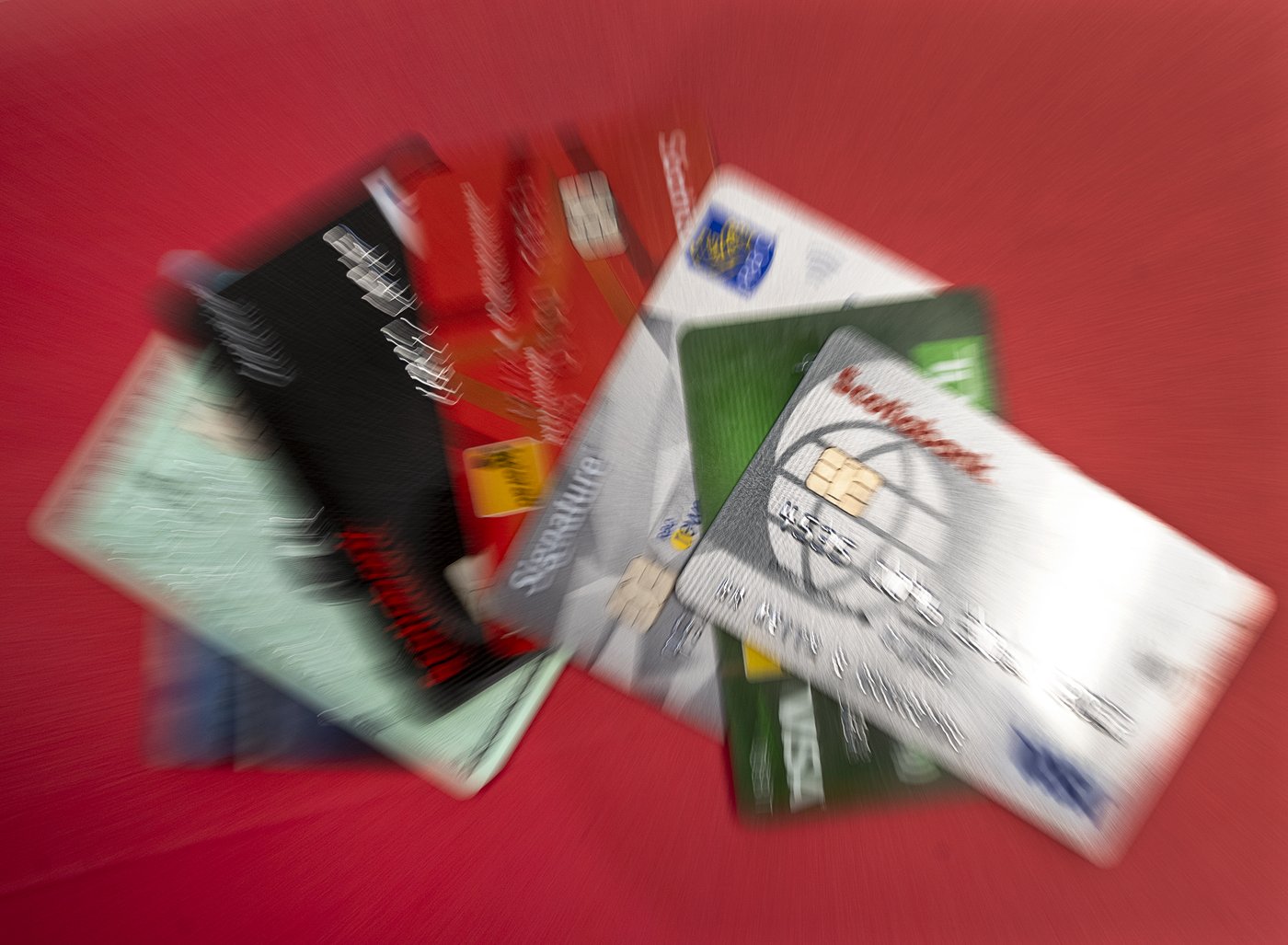 Un quart des Canadiens ont été victimes de fraude ou d'extorsion, selon un sondage