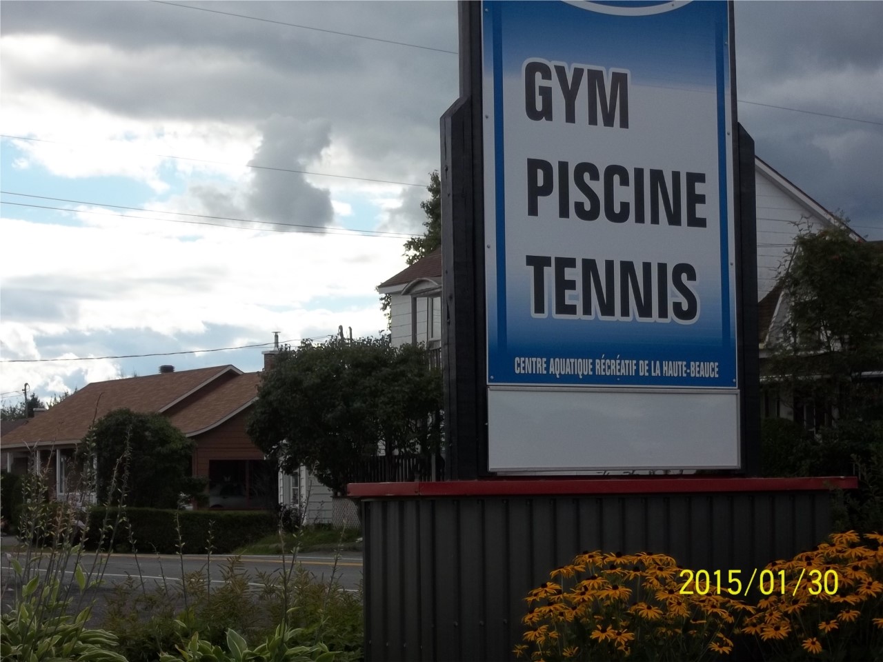 PISCINE ET GYM