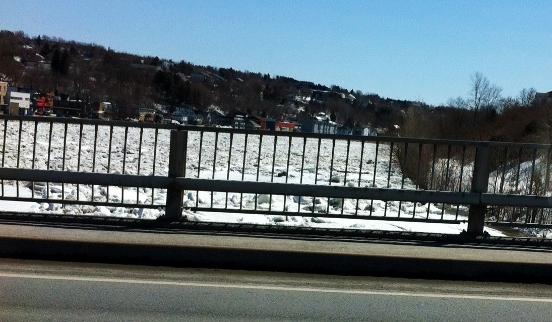 Les glaces se soulèvent !