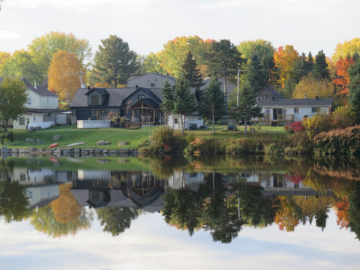 À la passerelle de Saint-Georges