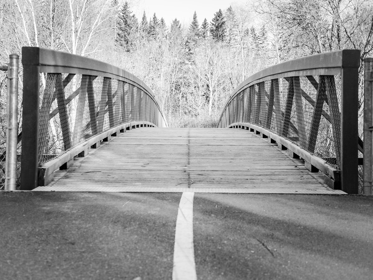 L'autre côté du pont