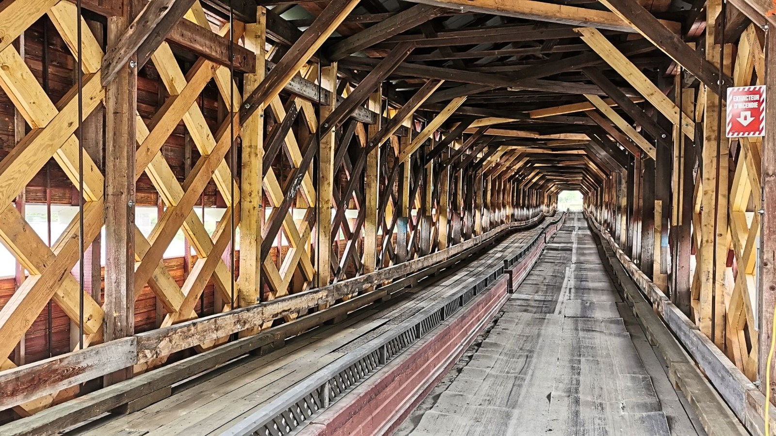 Pont couvert Perreault